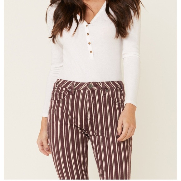 ROCK & ROLL DENIM WOMEN'S MAROON STRIPE FLARE JEANS 26 - Picture 2 of 8